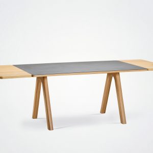 Chevron extendable table